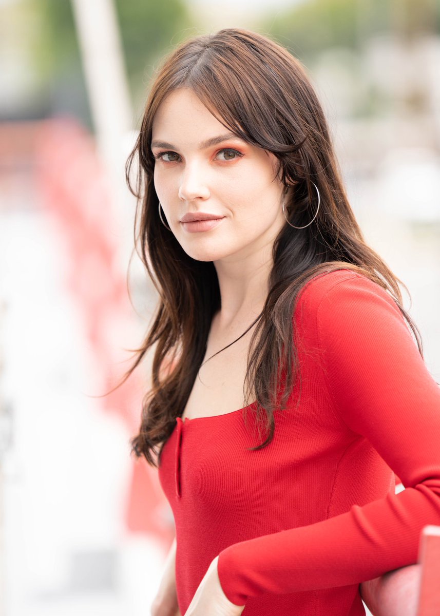 YRInsider's tweet photo. RT to celebrate 5 Years of @caitfairbanks and Tessa Porter on #YR https://t.co/CfFGoCwzXO