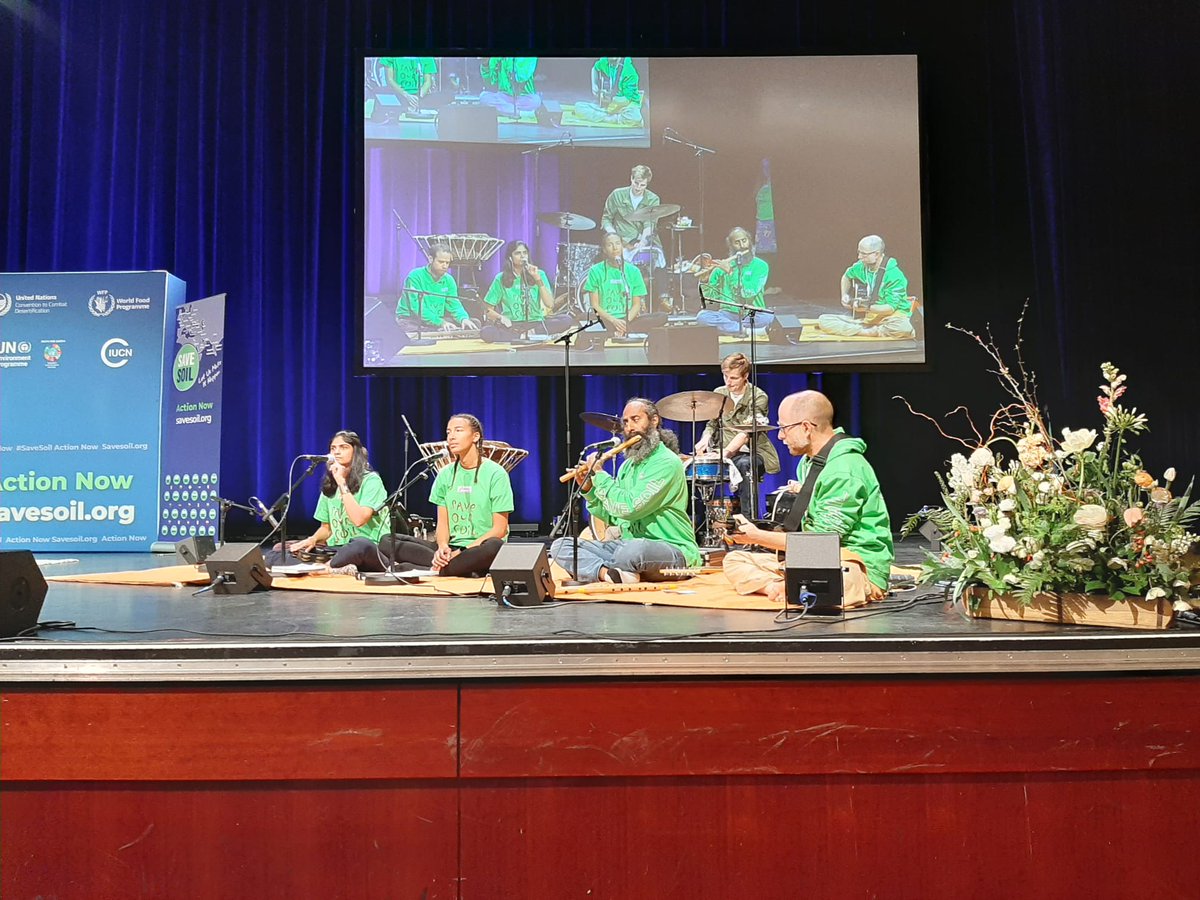 cpsavesoil's tweet photo. .@SoundsofIsha take to the stage in the first public event at Berlin for #SaveSoil. @SadhguruJV @ToniGarrn 
Action now: https://t.co/z6MmqMf5nE
#ConsciousPlanet https://t.co/0A40ll0SBa