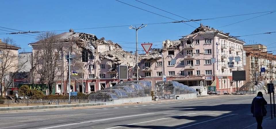 StratcomCentre's tweet photo. Downtown Chernihiv, Europe, 2022

#stoprussia #StandWithUkraine https://t.co/JrDiNczgVS