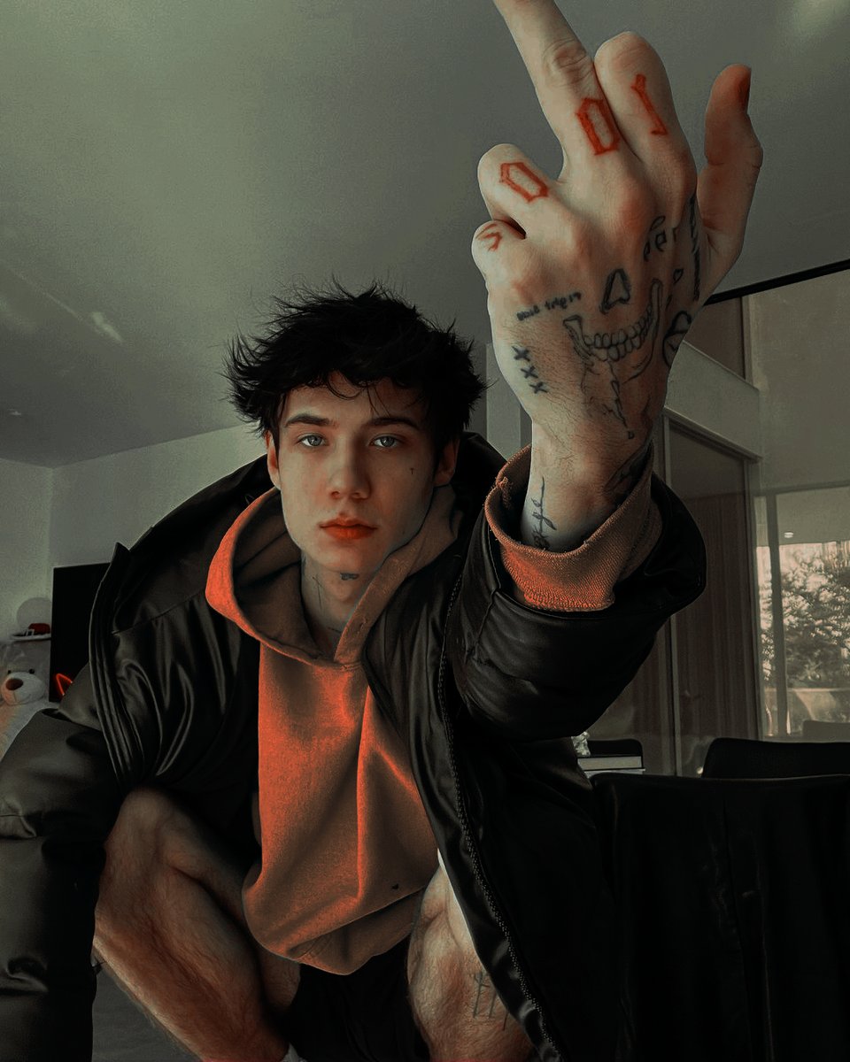 ᅠᅠ ᅠᅠᅠᅠ⠀⠀
ᅠᅠ ᅠᅠᅠᅠ⠀⠀
             🜽  𝐀𝚁𝙶𝙴𝙻 𝐆𝚁𝙰𝙷𝙰𝙼 . . . 

ᅠᅠ    ﹟ veinte años.
ᅠᅠ    ﹟ ocupación a elegir.
ᅠᅠ    ﹟ trama con @ghstclouds 
ᅠᅠ    ﹟ fc + info en dm.
ᅠᅠ ᅠᅠᅠᅠ