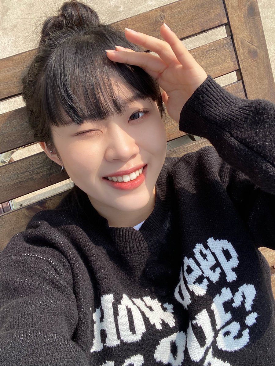 simmon_03's tweet photo. 히히 https://t.co/Gm1I9CupCJ