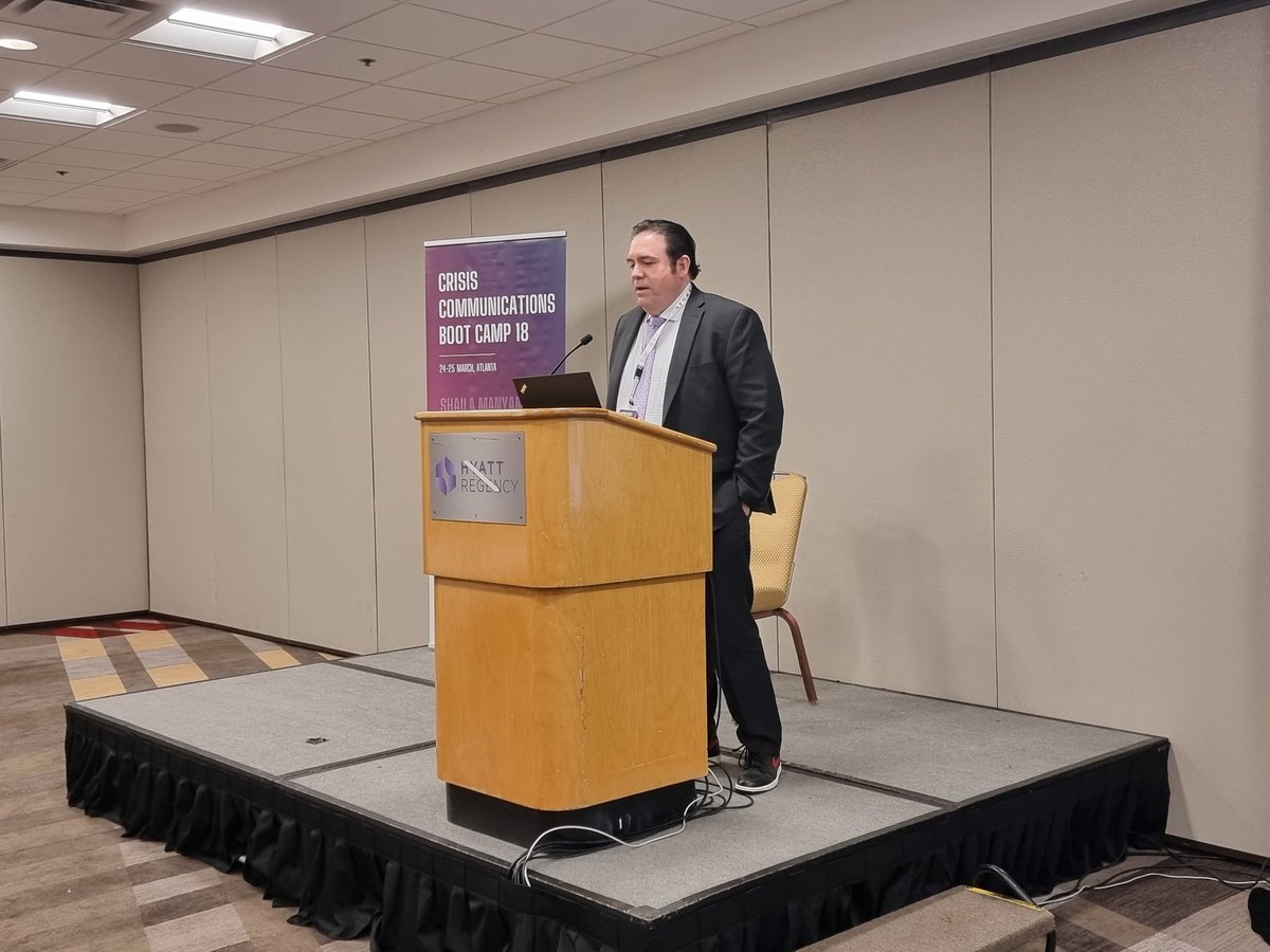 ThePWorld's tweet photo. Jason Molinet from Northwell Health talking now on reimagining #crisis communications at #CCBC18 in #Atlanta. πΊπ² https://t.co/sNbGNhO5Db