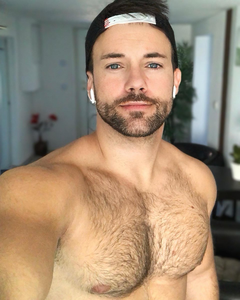 caspervezina's tweet photo. Let's exercise together!!! #Fitness #handsome #Gay https://t.co/yRhoKNIGv4