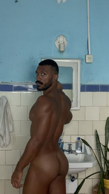 voc&ecirc; viu que o sol t&aacute; em &Aacute;ries? https://t.co/MNw3g9pEBg