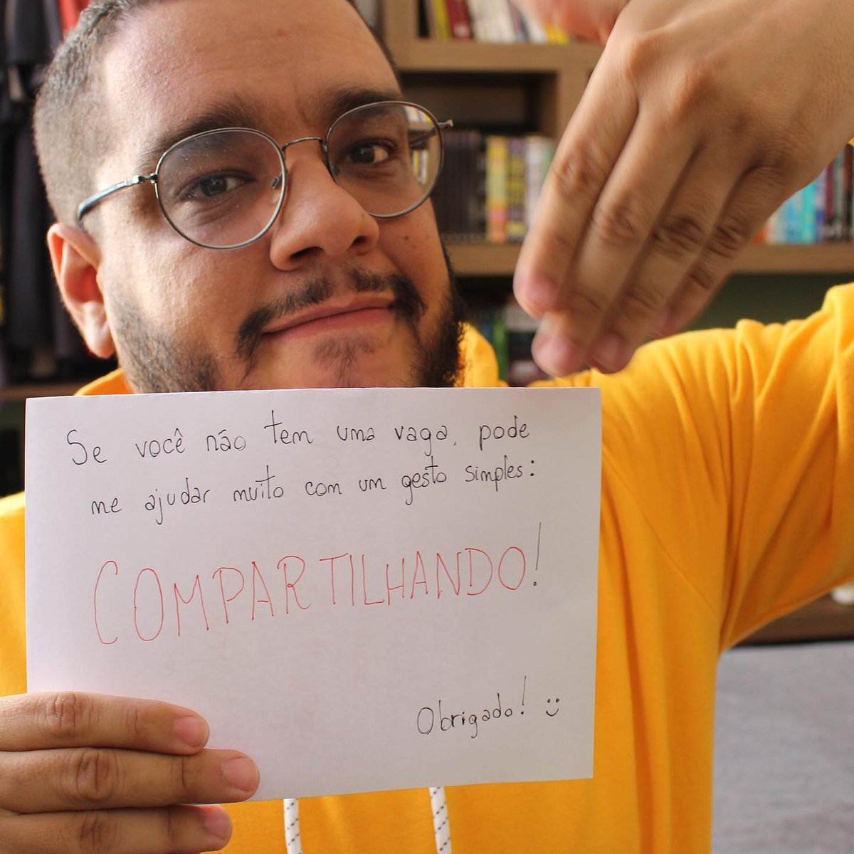 Deus não me deu herança nem parente diretor de empresa, mas me deu CARA DE PAU e isso há de ser o suficiente