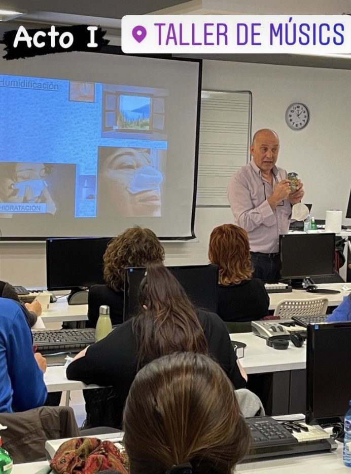 cfl_santander's tweet image. 😎 No se nos da bien estar quietos❗️❗️
#Masterclass de #voz y #MétodoPROEL en Taller de Músics en Barcelona.
✅ Y mañana, nos vamos a Valencia junto a Carmen Paula Romero, Carles Expósito y Ruth Suárez con #VolarconlaVoz ▶️ cfltraining.com/es/volar-con-l…