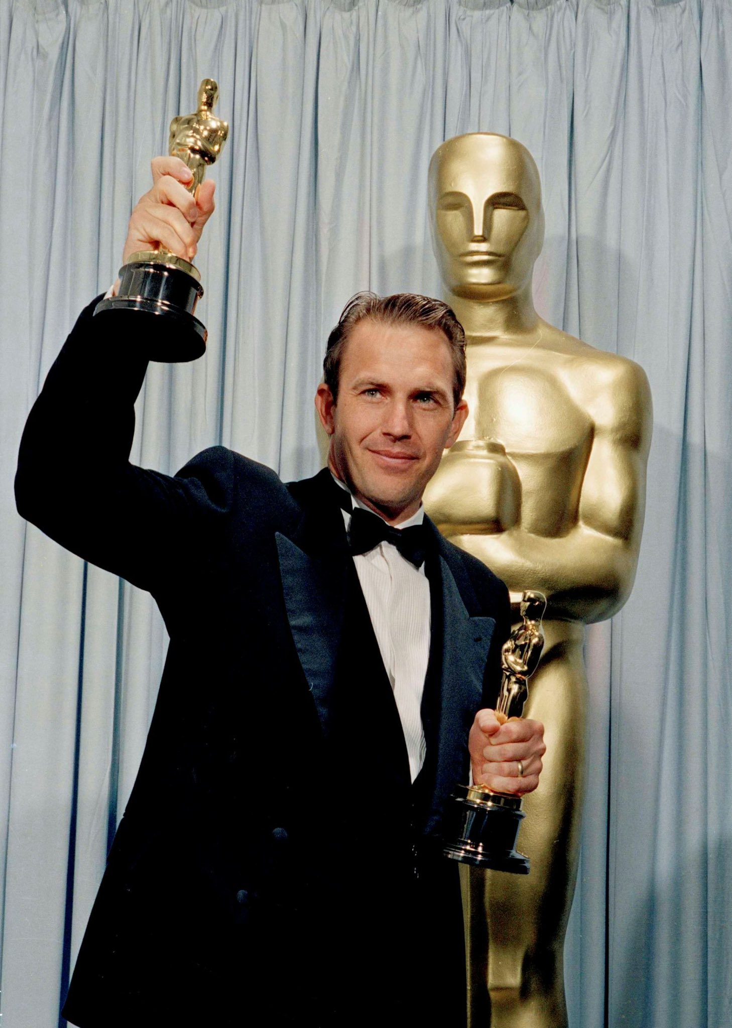 Kevin Costner And Mw On Twitter I Have A Lot Of Special Memories Of The Oscars But Nothing Tops 