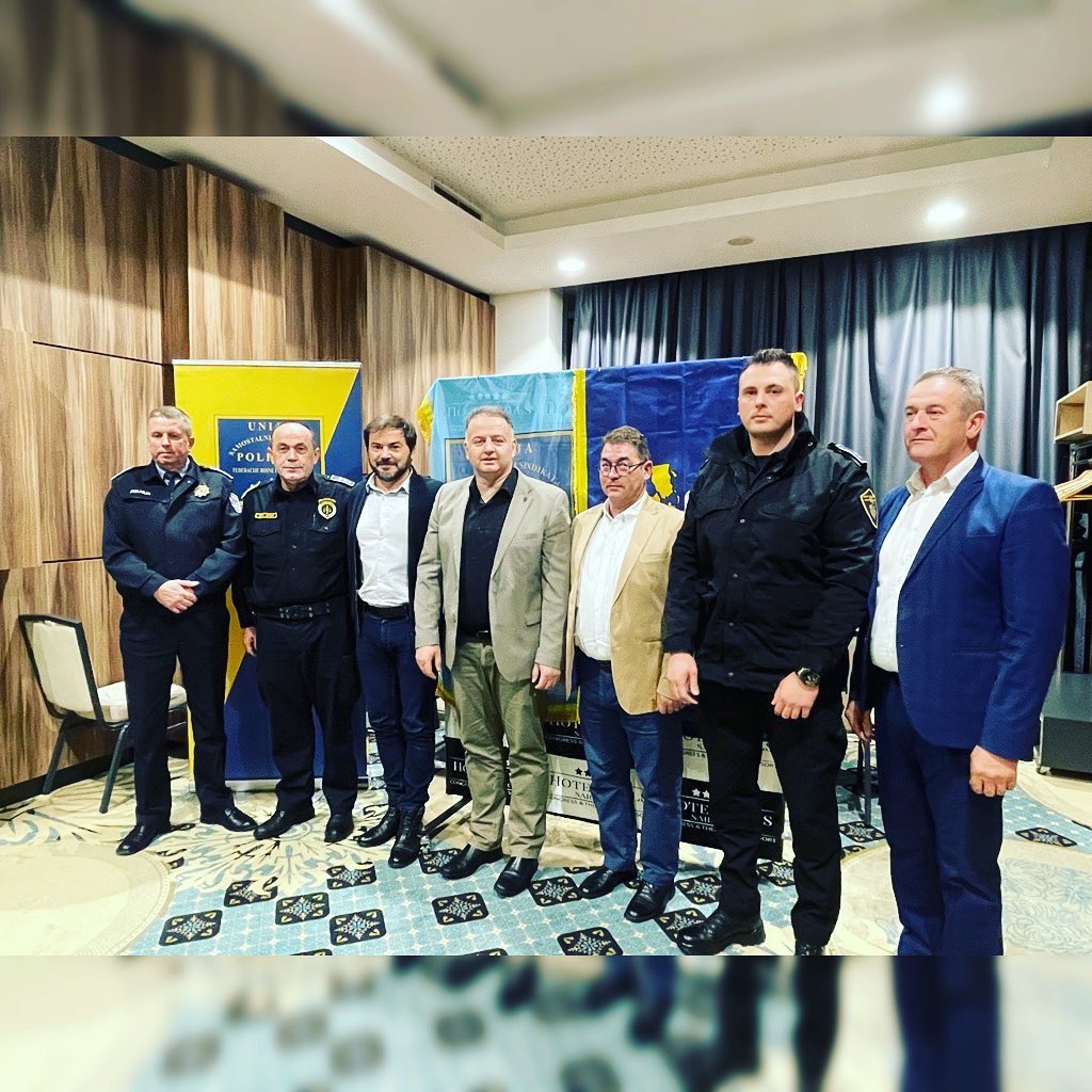 cespolice's tweet photo. Visiting our colleagues from Bosnia and Hercegovina
#USPFBIH
@cespolice
@Ricardo_Valadas
@jesusliracalvo https://t.co/SjPWQIP7ZC
