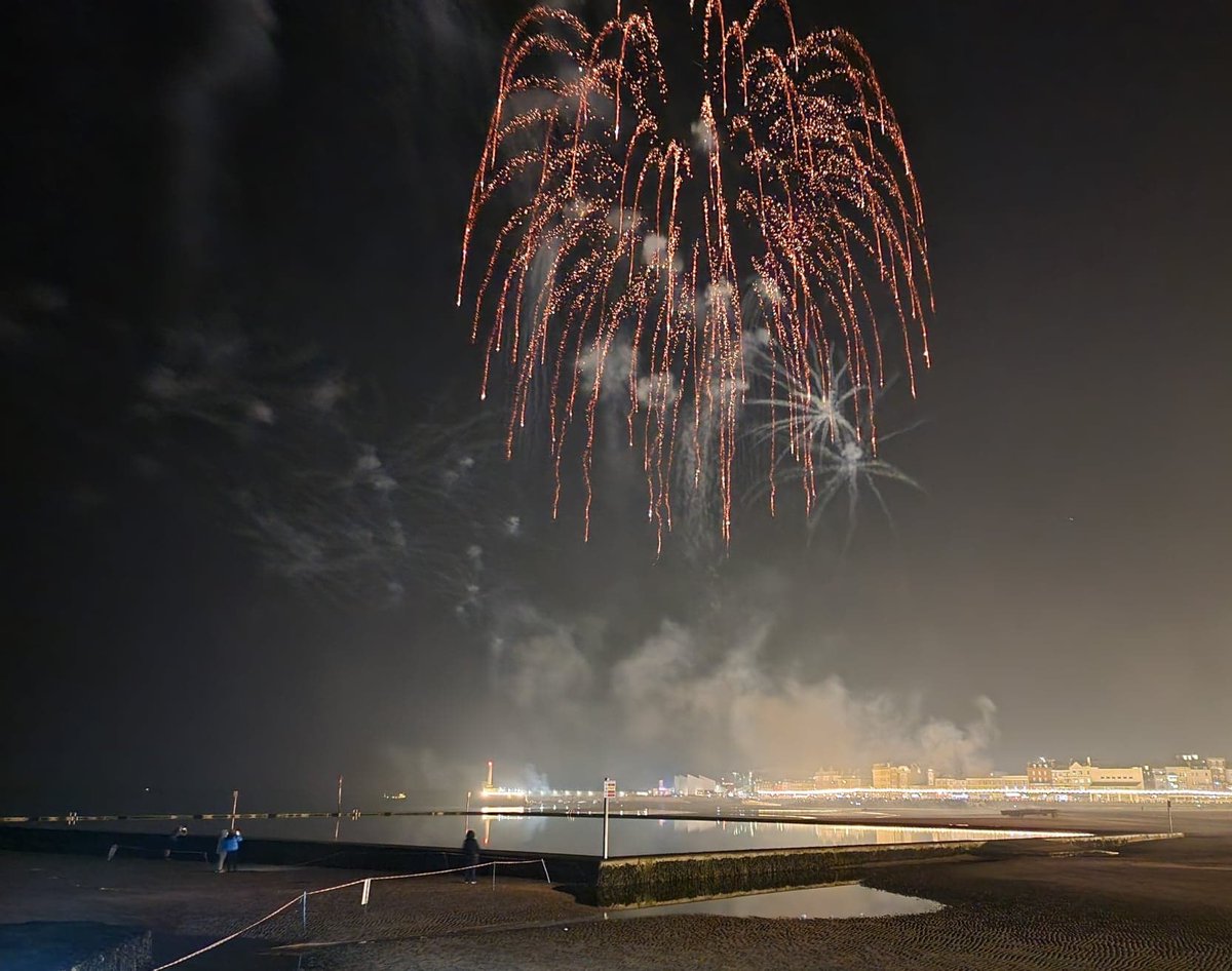 Empire of Light fireworks in Margate, photo Carl Hudson