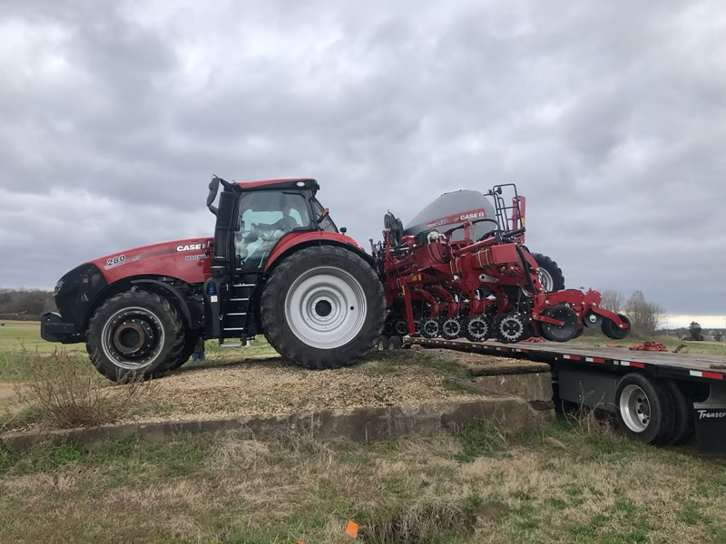 Brand new planter courtesy <a href="/Case_IH/">Case_IH</a>! Just in time for the season and #agweek. #agequipment