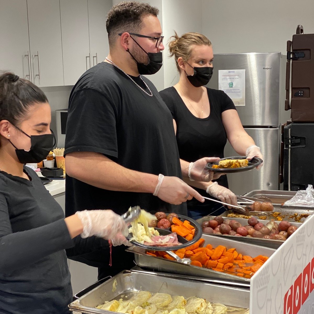 DhcPeople's tweet photo. #Throwback to last Thursday's St. Patrick's Day celebration at the office 🍀

Cabbage, corned beef, and coworkers—what more could you ask for? 

Check out the last photo for an adorable St. Patty's Day surprise!

#throwbackthursday #stpatricksday https://t.co/jeeYmFa5O9