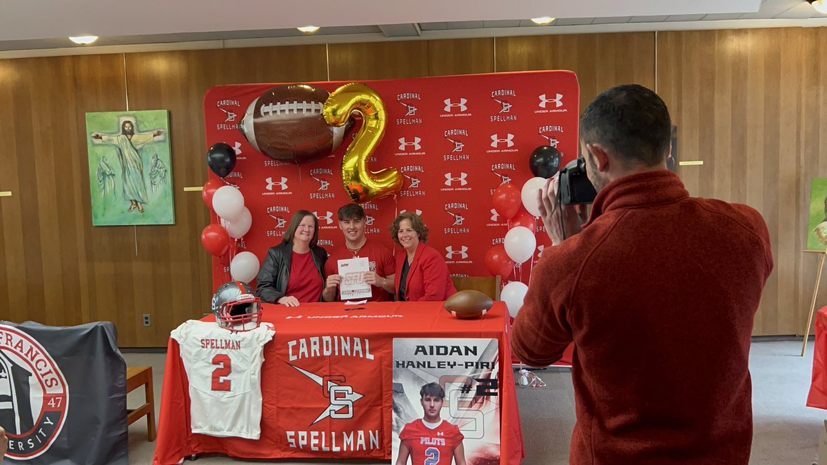 CSHSFootballBX's tweet photo. Our Very Own QB1 Aidan Hanley-Piri ( @AidanPiri ) Surrounded By Family&amp;Friends Signed His Letter Of Intent To Play Collegiate Football At The Division 1 Saint Francis University ‼️( @SaintFrancisPA &amp; @RedFlashFB ) 

Make Us Proud And Remember To Always #MakeItCount &amp; #FlyHigh https://t.co/NZXWHnbC0A