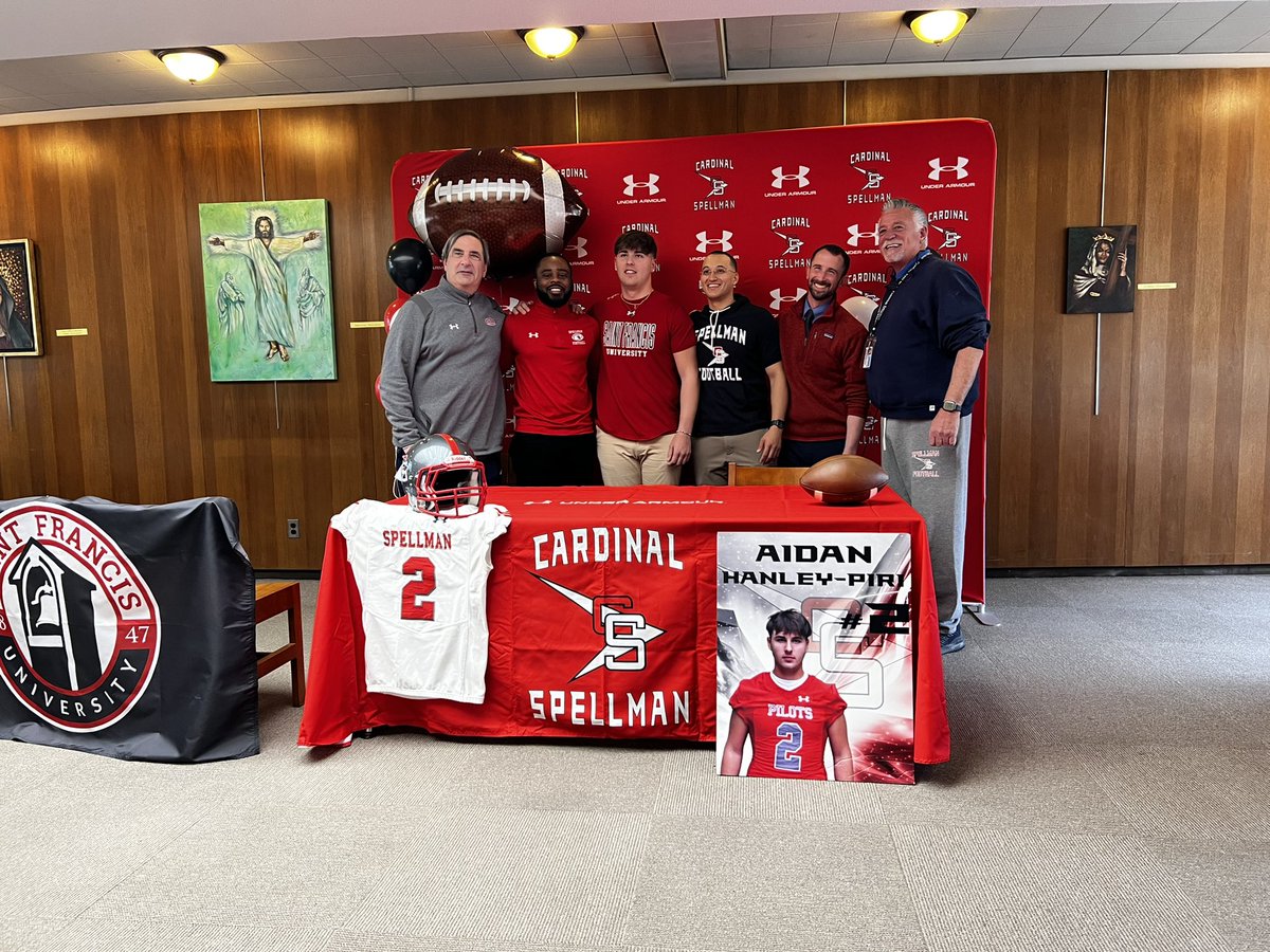 CSHSFootballBX's tweet photo. Our Very Own QB1 Aidan Hanley-Piri ( @AidanPiri ) Surrounded By Family&amp;Friends Signed His Letter Of Intent To Play Collegiate Football At The Division 1 Saint Francis University ‼️( @SaintFrancisPA &amp; @RedFlashFB ) 

Make Us Proud And Remember To Always #MakeItCount &amp; #FlyHigh https://t.co/NZXWHnbC0A