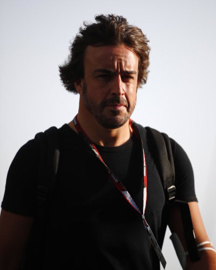 startonpole's tweet photo. Fernando Alonso: Listen to me, I am not the Messiah

All of us: HE IS THE MESSIAH 

#elPlan https://t.co/n0tQOVzQka