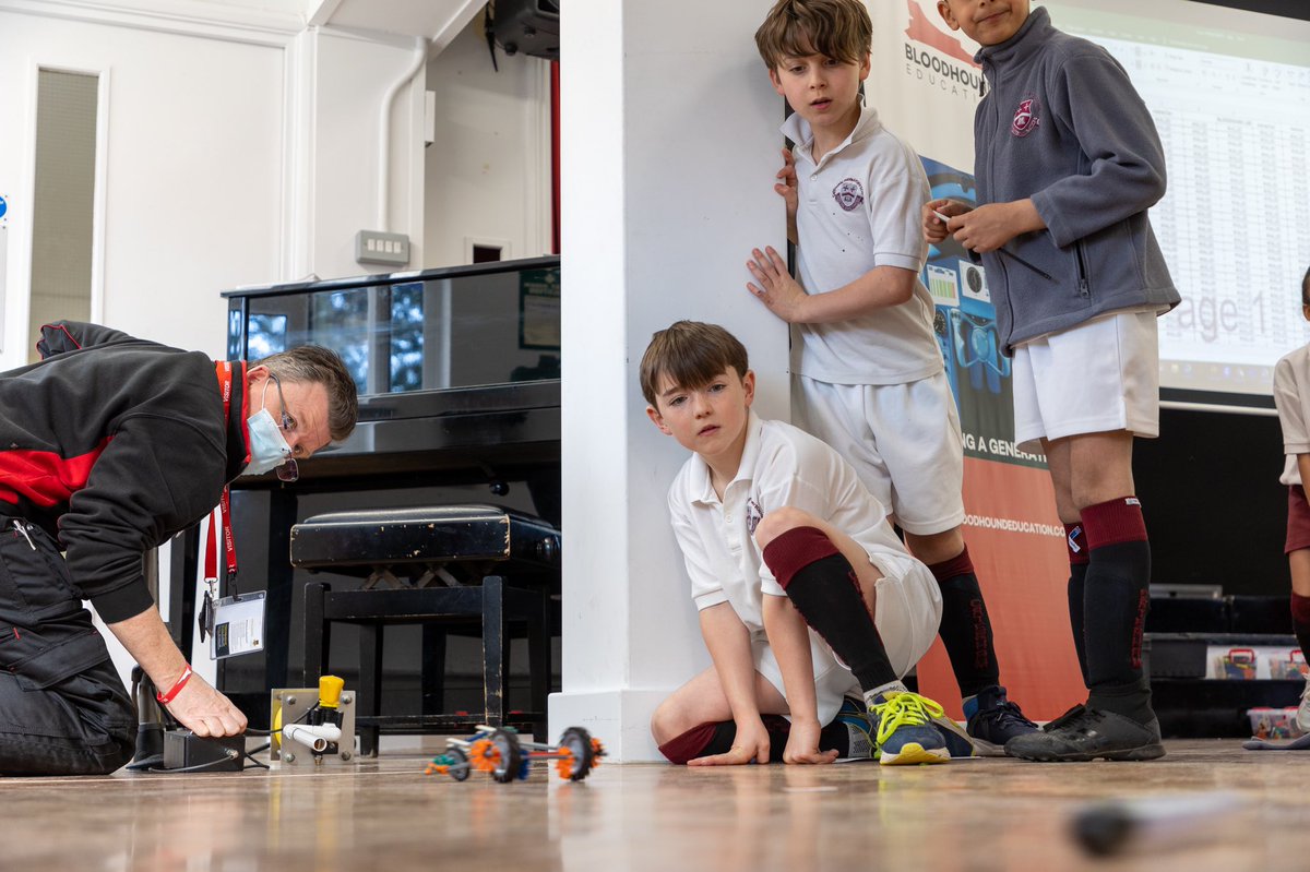 CaterhamPrep's tweet photo. Years 3 &amp; 4 got to work building their own air powered cars this afternoon to see who could race the furthest Congrats to the winners! Thank you @BLOODHOUND_Edu @SafetyDave1000k we promise to keep being curious &amp; keep asking questions #problemsolversofthefuture #wecansavetheworld https://t.co/yzbdyOVHja