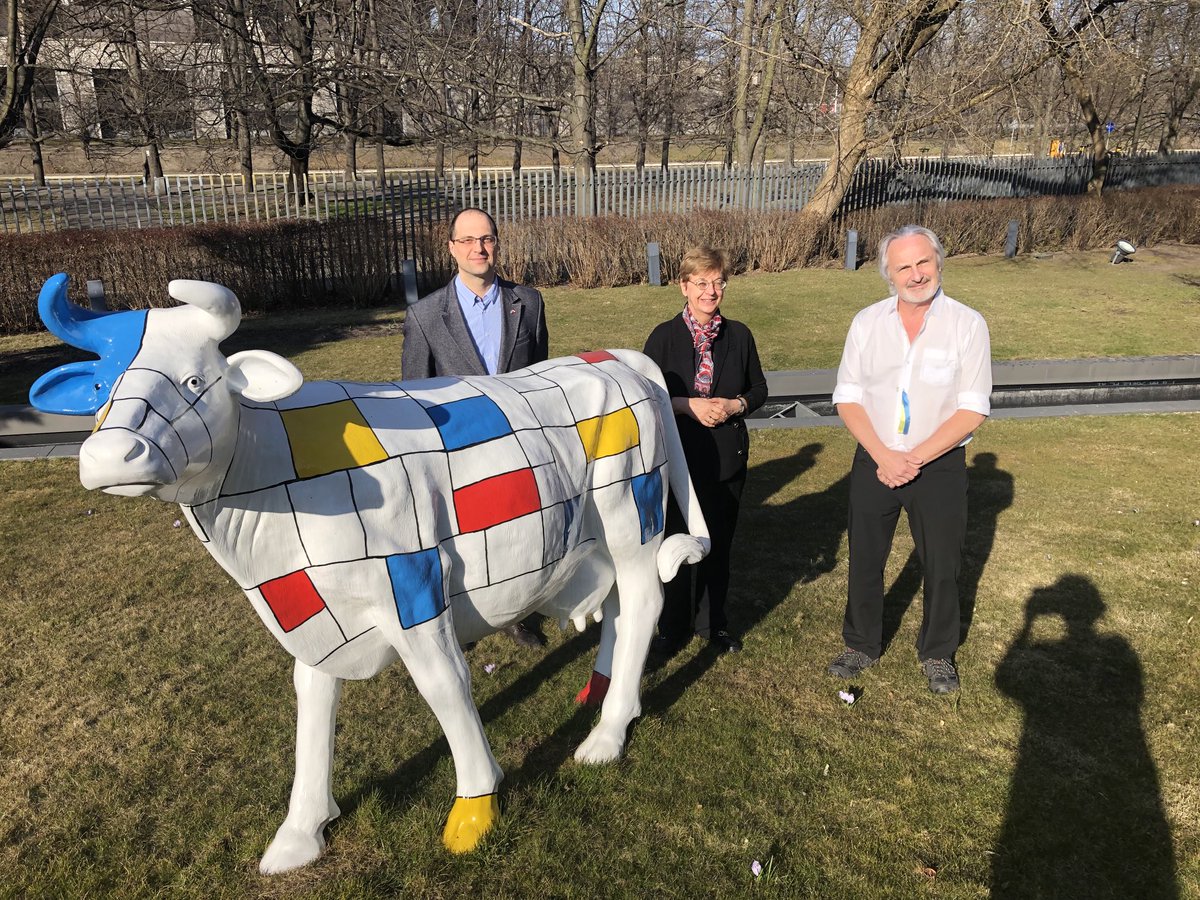 DaphneBergsma's tweet photo. #HumanRightsDefenders in #Belarus and #Ukraine need mental and psychological support. @NLinPoland discussed about @gip_global initiatives with @RVoren #MHPSS #samopomoch #FGIP @DutchMFA https://t.co/AmyXsKFE9B