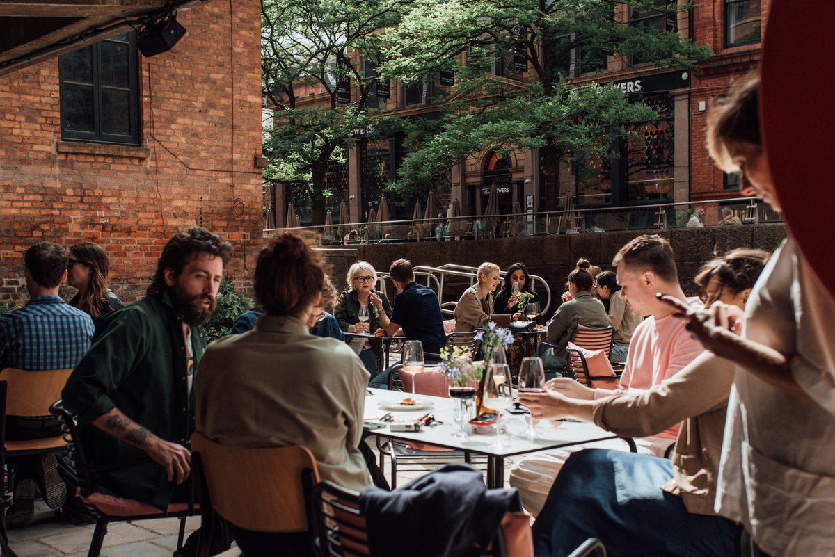 Ten weeks of banging block parties, top-class beer from around the world, cocktails and stunning Spanish food...

We're teaming up with @LevanterFoods to make Spring at <a href="/KampusMCR/">KAMPUS</a> something special.
cloudwaterbrew.co/blog/cloudwate…