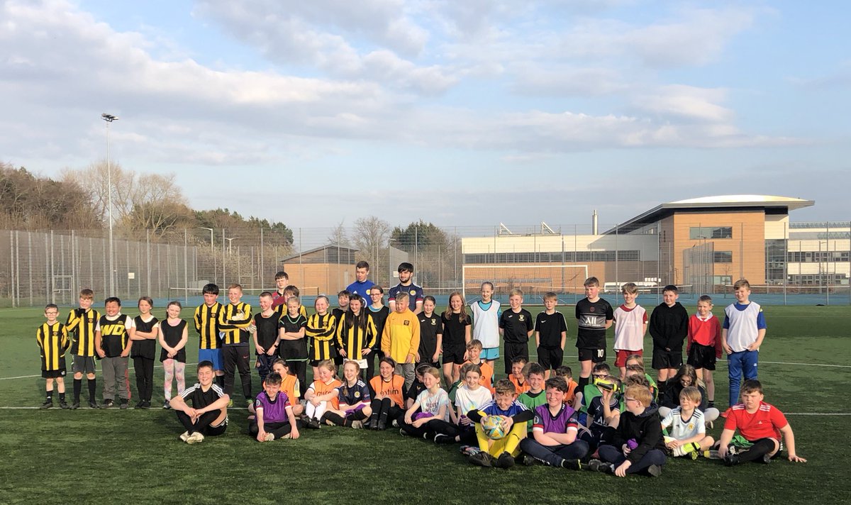 A great turn out of 3 teams from Carleton at the cluster league football tournament this afternoon. Well done to everyone for showing great team spirit and thanks to the coaches and spectators⚽️❤️