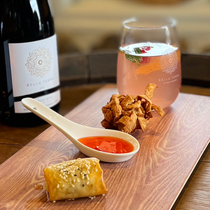 Did you know that today is #NationalCocktailDay?🍹 We'll be sipping on this delicious sparkling rosé wine cocktail that our Sommelier, Juan, created for this months 'Taste of Bella Terra - Pop, Pour, &amp; Sparkle' experience🥂 bit.ly/3NeRN87