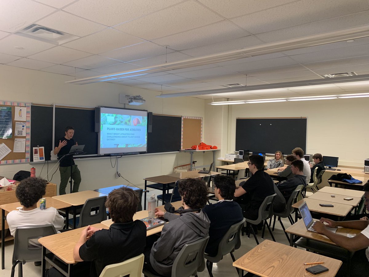 Thank you <a href="/JasonFonger/">Jason Fonger</a> for our very informative Nutrition Certification on Plant Based Diets for Athletes. The Sports SHSM students had great conversations and discussions about plant based diets. <a href="/gostaraiders/">STA Athletics & Phys-Ed</a> <a href="/STAOakville/">STA Oakville</a>