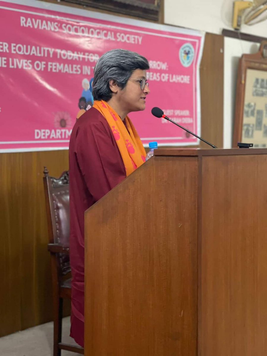 GcuLSocio's tweet photo. Ravians' Sociological Society organized a seminar on " Gender equality today for a better tomorrow: Uplifting the lives of females in Suburban areas of Lahore" on 24-03-2022. Dr. Farah Deeba shared her insights on the topic followed by a question answer session  (1/2) https://t.co/XlNyCF9ajc