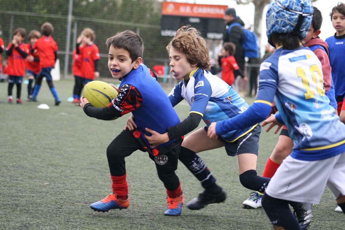 Fotos de la jornada 📸 | Trobada d'escoles a Cabrera de Mar amb nens i nenes de Sub13, Sub10 i Sub8 🏉🐭

Més al web ➡️ quimicrugby.com/2022/03/24/fot…