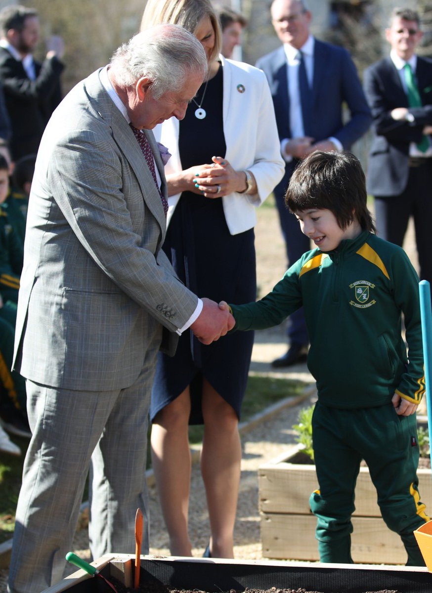 ClarenceHouse's tweet photo. 📍GROW HQ, Waterford

Grow It Yourself (@GIYIreland) aims to teach and empower people around the world to grow their own food in order to live happier, healthier and more sustainable lives. #RoyalVisitIreland https://t.co/zmzS46mxGF