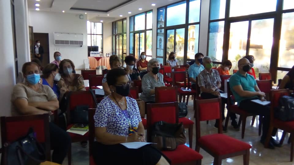Hoy en el Consejo Científico Asesor de la ANSOC la Universidad de Ciencias Pedagógicas "Enrique José Varona", está presentando el proyecto " Educación Inclusiva de las personas sordas desde contactos lingüísticos e interculturales". Éxitos en la jornada de hoy..!! 🤟✨