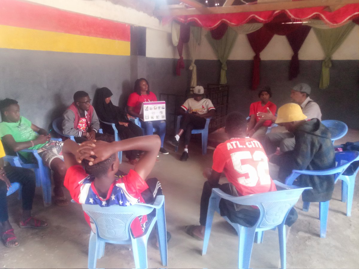 DFHRC's tweet photo. 🔵🔴 KUMEKUCHA QUEST 🔵🔴

When youths are given a platform  to support each other. They freely share their resilience stories that caused a turn around their life. #KumekuchaQuest #TraumaInformedMentalHealth
@Samba4Youth 
@GSNAfrica https://t.co/MGu1qPRYsL