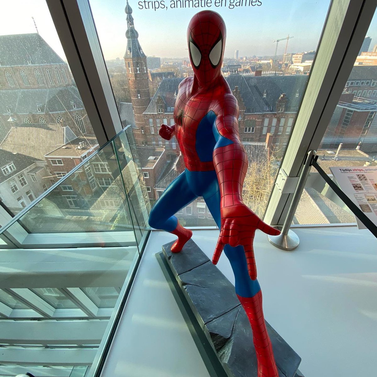 paulboslooper's tweet photo. Is mooi 🤩 #forumgroningen #mooi #lente https://t.co/AZwW0jXe7v