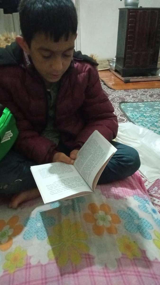 KURTULUŞ İLKOKULU (@kurtulusoguzeli) on Twitter photo Ben Okuyorum Gaziantep okuyor projesi kapsamında her Perşembe gerçekleştirdiğimiz kitap okuma saatimizden görüntüler. 📚
#benokuyorumgaziantepokuyor
<a href="/gul_davut/">Davut GÜL</a>
<a href="/ucrrbsrr/">Büşra Uçar</a>
<a href="/ncl_inal/">Necla İNAL</a>
<a href="/Ercanpolat002/">Ercan POLAT</a>
@ilce_oguzelimem
<a href="/GaziantepArge/">Gaziantep İl MEM AR-GE</a>
<a href="/Gaziantep_MEM/">Gaziantep İl Millî Eğitim Müdürlüğü</a> Ben Okuyorum Gaziantep okuyor projesi kapsamında her Perşembe gerçekleştirdiğimiz kitap okuma saatimizden görüntüler. 📚
#benokuyorumgaziantepokuyor
<a href="/gul_davut/">Davut GÜL</a>
<a href="/ucrrbsrr/">Büşra Uçar</a>
<a href="/ncl_inal/">Necla İNAL</a>
<a href="/Ercanpolat002/">Ercan POLAT</a>
@ilce_oguzelimem
<a href="/GaziantepArge/">Gaziantep İl MEM AR-GE</a>
<a href="/Gaziantep_MEM/">Gaziantep İl Millî Eğitim Müdürlüğü</a>
