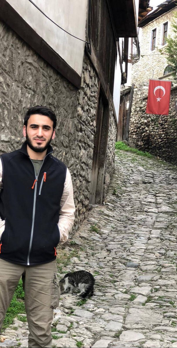 mustugenclik's tweet photo. Hayatının baharındaki bir gencin gelceğinin ve hayallerinin karartılmasını istemiyoruz. Eyüp Taş'ın uğradığı haksızlık karşısında susmayacağız. Sizleri de Eyüp Taş için verilen adalet mücadelesine destek olmaya çağırıyoruz.

#EyüpTaşİçinAdalet https://t.co/92i4H7lcp7
