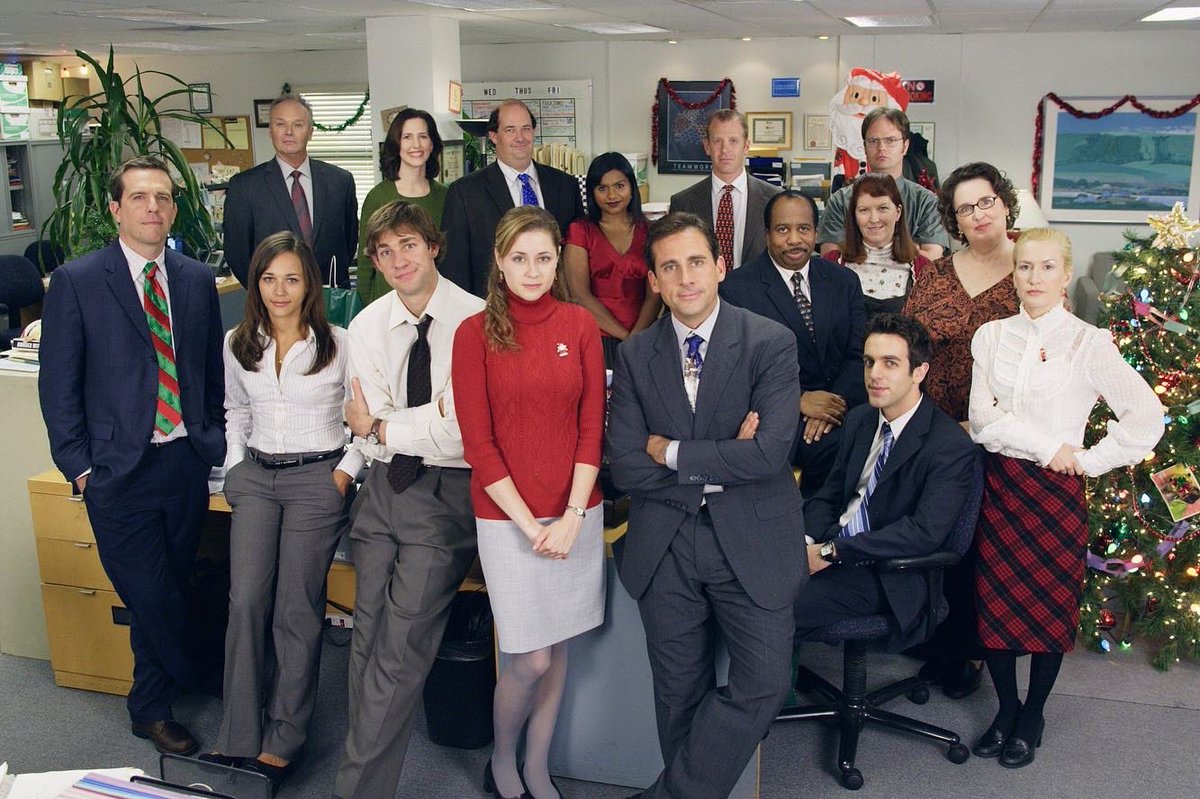 mifflinvideos's tweet photo. Happy 17th Birthday to #TheOffice ✨🎉 https://t.co/cQgIRriFHJ