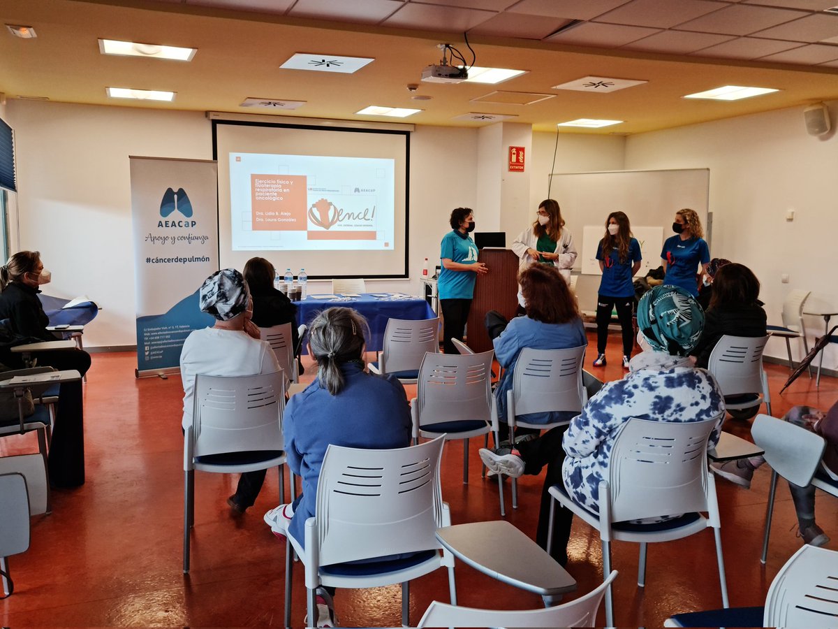 Inma_er's tweet photo. Primer taller presencial de #EjercicioFísicoOncológico en el H Puerta de Hierro. Una colaboración de @AEACaP y @Clarify2020 junto con @VEnCE_UEM. Una vez más buscando la #calidaddevida de los pacientes oncológicos. 
#midíaadía con #cáncerdepulmón https://t.co/wX1os9Fd8B