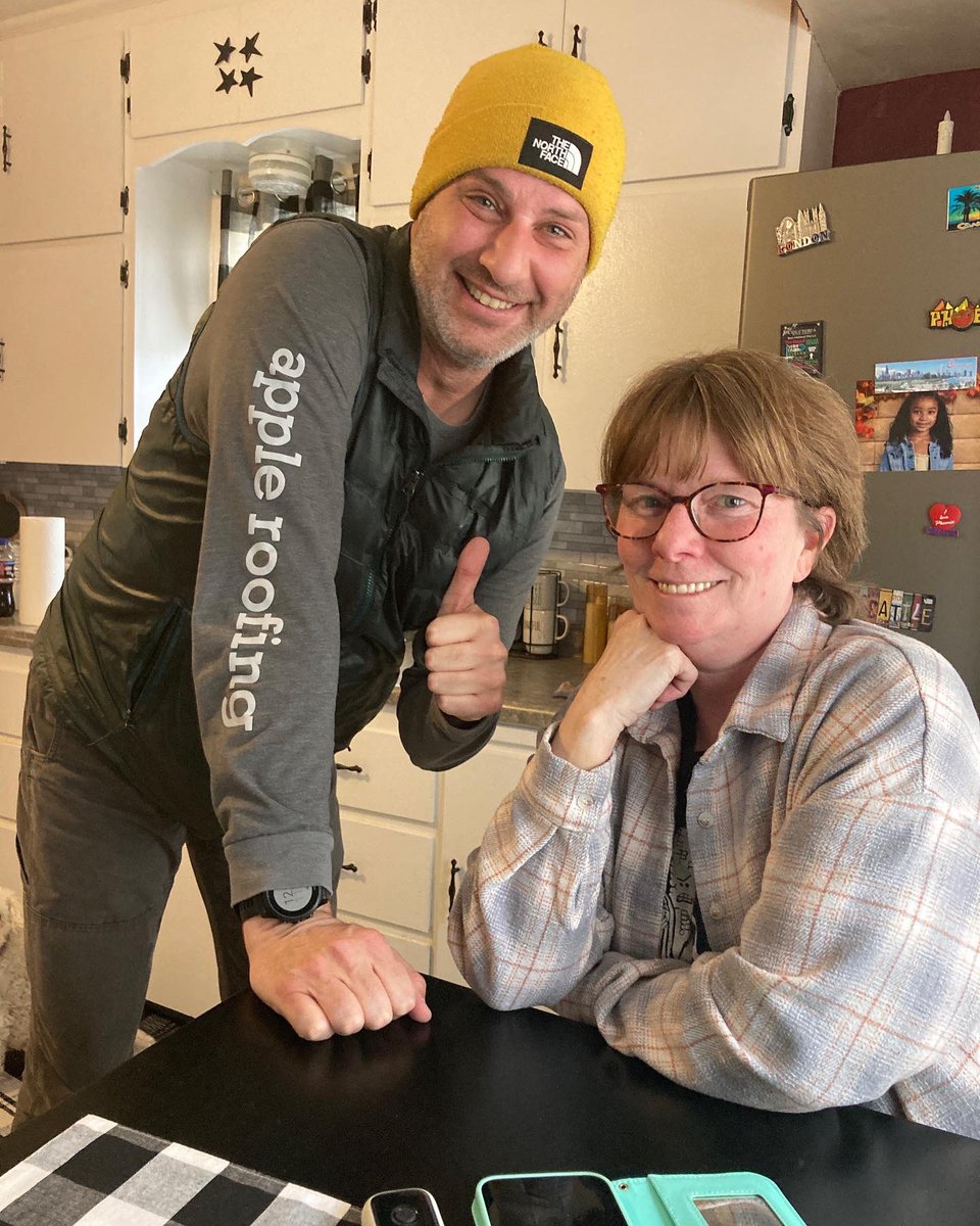 KildareJ's tweet photo. This is one of the Stars, Lisa!! Lisa is so psyched to get that Sweet, Sweet Experience!!!
#rooferforthestars #sweetsweetexperience #excellenceseekers #customeradvocates #reputationbuilder #havesomefunwithit #dogsarecool #moreformore #freeinspections https://t.co/OnuH6GPSFn