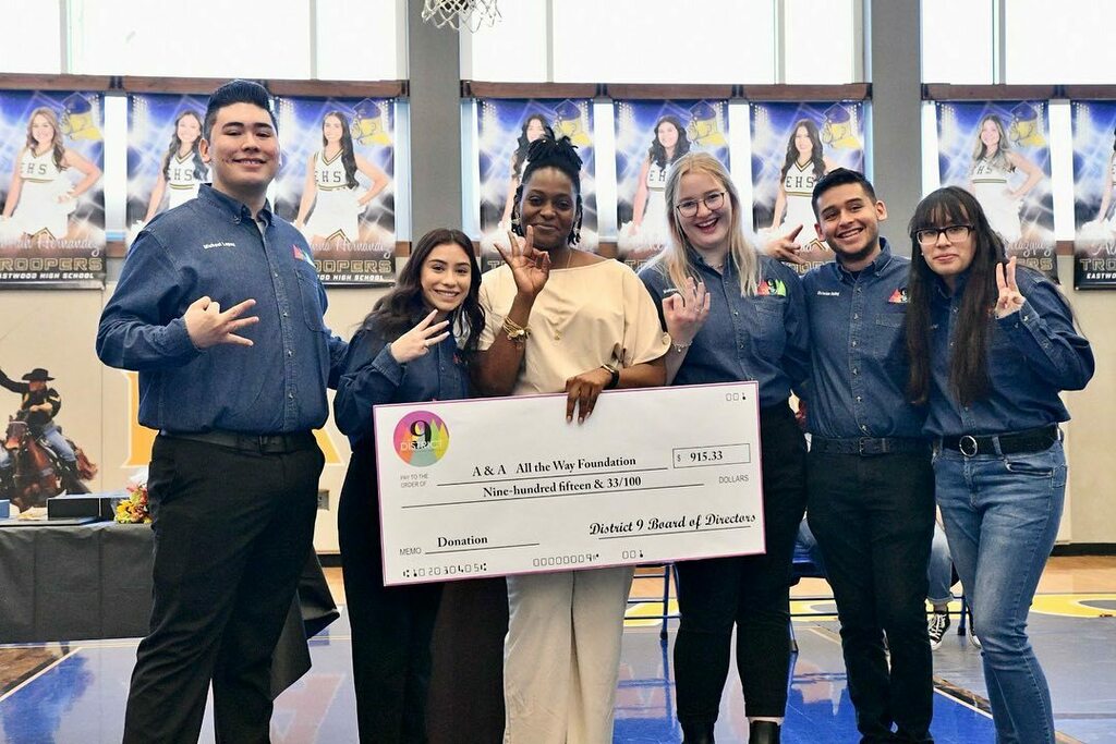 Thank you Ms. Chelsie Rae Walker for speaking to our leaders this morning! @aaalltheway_foundation @showtyme_33 #SpringConference #DistrictIX #TASC @tasc_stuco 📸 @photos_byace