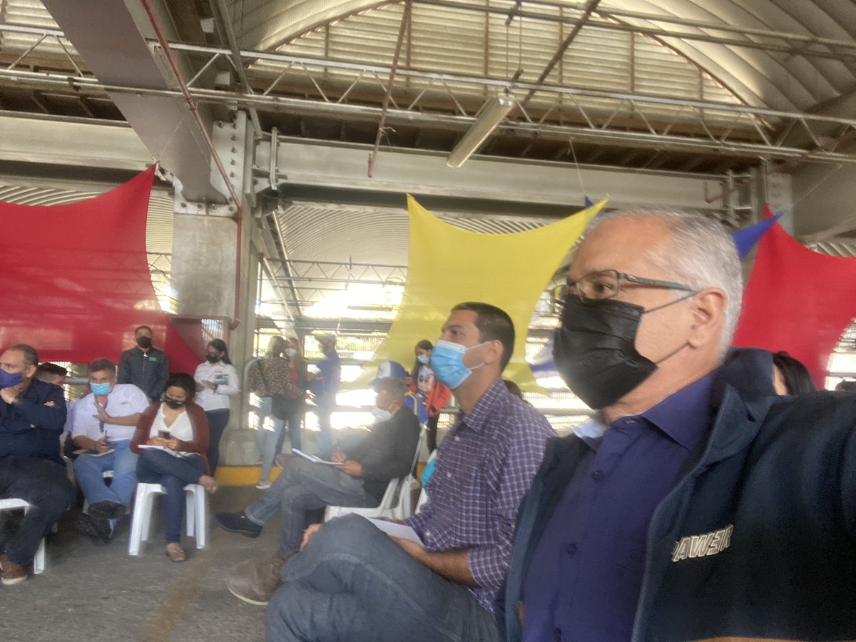 Congreso de los Servicios Públicos Capítulo Altos Mirandinos es el escenario apropiado para el encuentro de todos los nos preocupamos por las Ciudades, las Comunidades, Calles y Barrios, aquí estamos para servirles, para resolver los problemas Unidos y para Vivir Bien