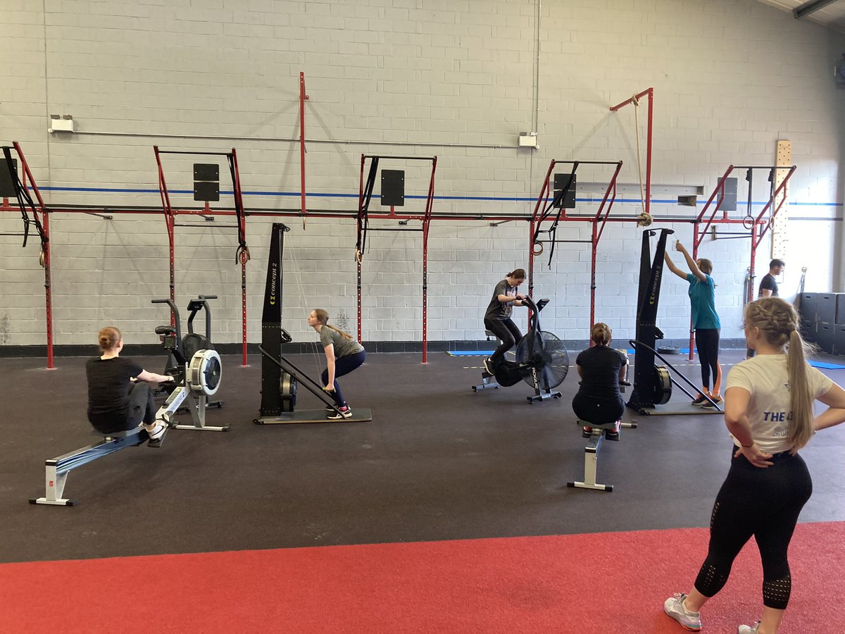 Big cardio finisher <a href="/CrossFitReading/">CrossFit Reading</a> today after some press work. Ergo, ski erg and assault bike all taxing the lungs. Great work <a href="/PE_SJCR/">St Joseph's PE & Sport</a> <a href="/sjcrmain/">St Joseph's College</a> #CrossFit <a href="/mrdavidwatkins/">David Watkins 🌍</a>