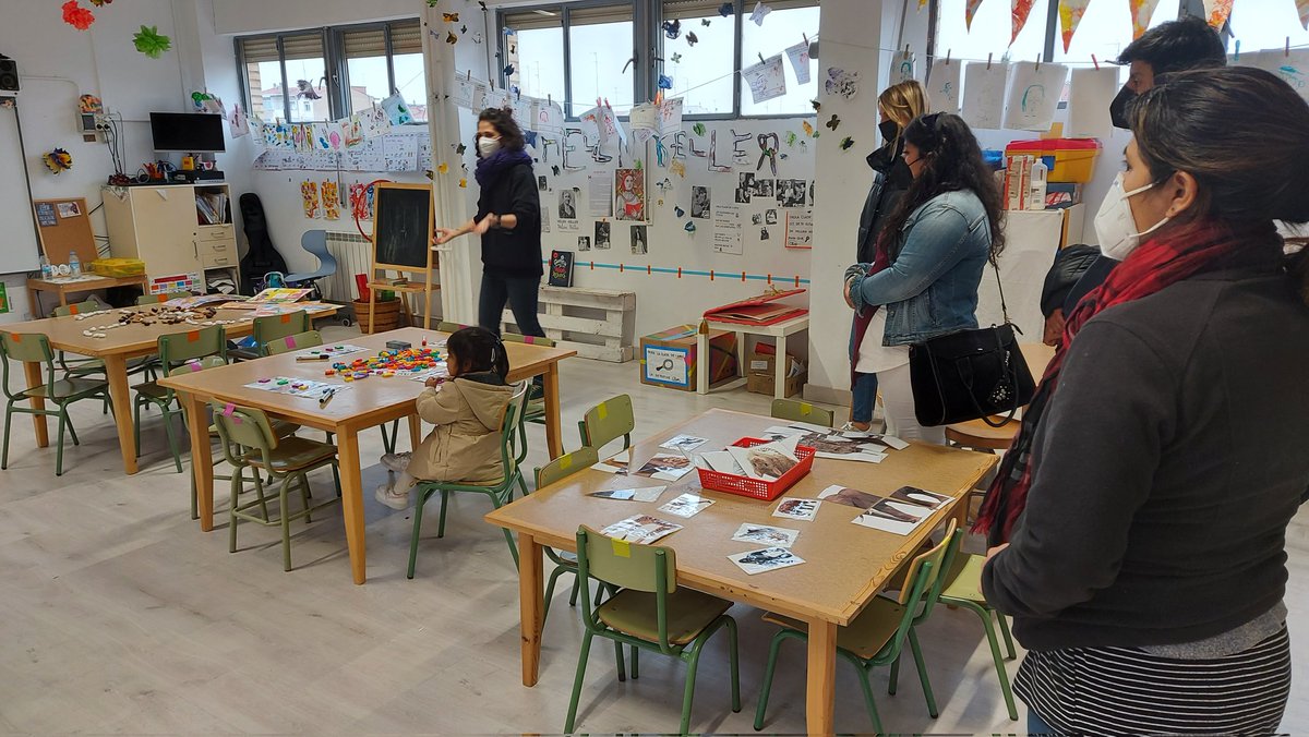 CPRamiroSolans's tweet photo. Abrimos las puertas de @CPRamiroSolans para conocer nuestra esencia: cuidado, participación, provocación, innovación @RedEvolucionAr @InnovaEducAr @pcaveromoreno @PivaAragon @AragonConsejo  @SaresAragon @Magnik_Aitor @cpmariadeavila https://t.co/KcE4dzai4b