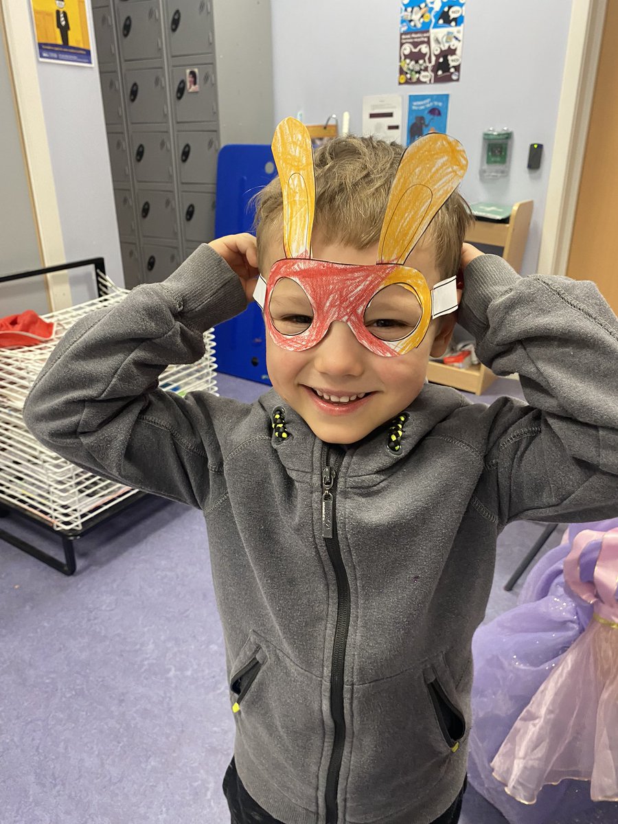 K making repeated patterns and developing his fine motor skills.
F creating transient art rabbits.
A with his bunny mask. What’s up, Doc? 🐰
