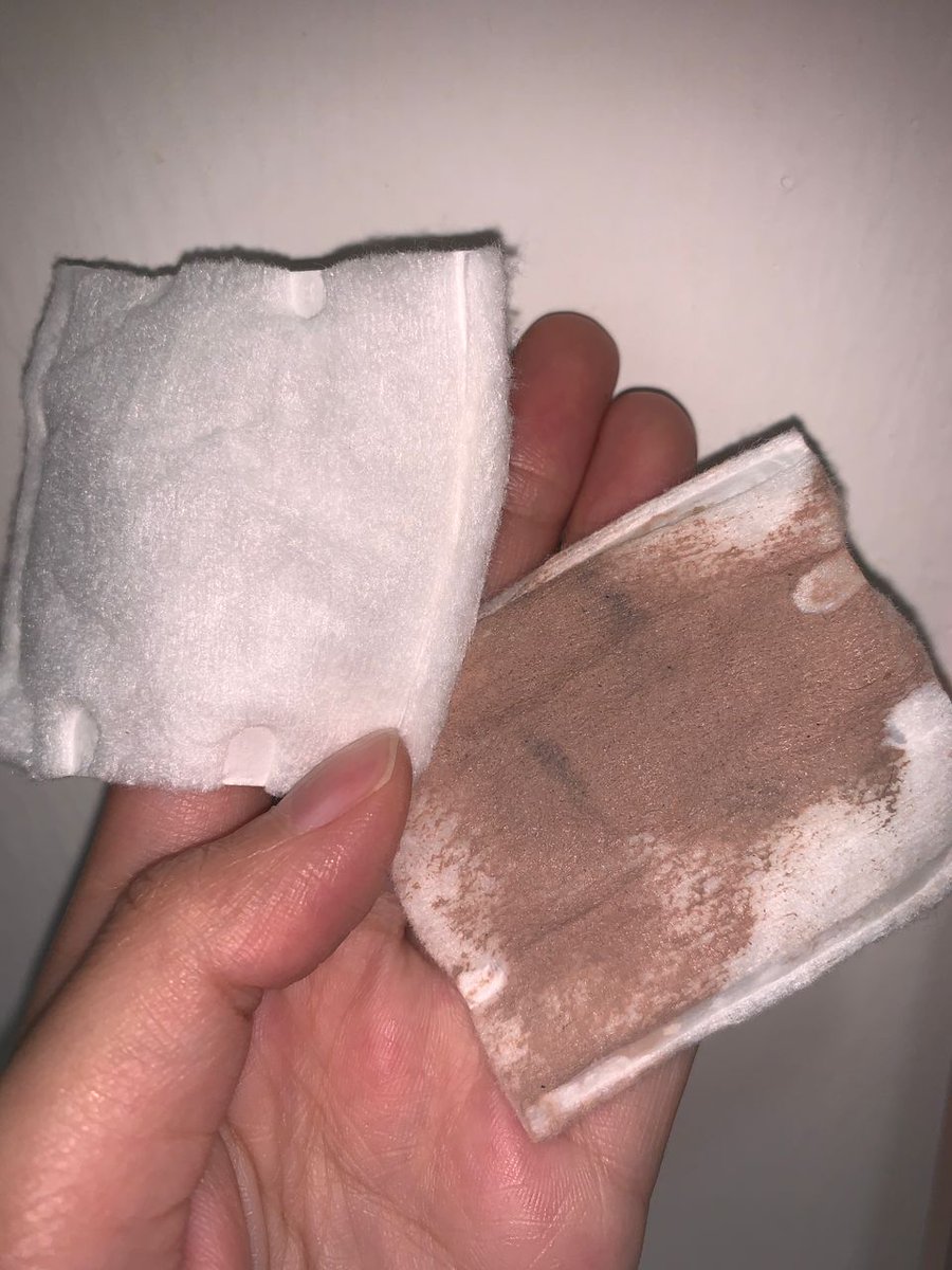 frhxsn's tweet photo. Hi @NabellaAnuar โฅ๏ธ
I nak minta Kayman keluarkan bigger size for #MeltYourProblem Skintella Cleansing Sherbet ๐ป๐ซ๐ซ
Nak satu tub letak kat rumah. Yang launching size tu boleh bawak lalaalala pergi jenjalan. Senang hidup I.
@kaymanbeauty https://t.co/YCuXRI7x1g