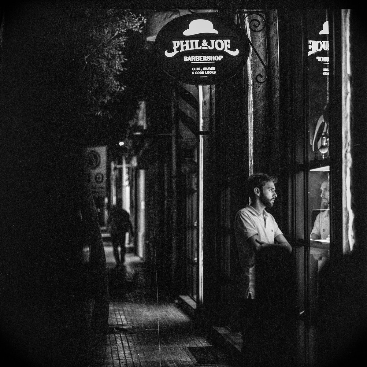 AdibMufty's tweet photo. In the love of grain and street photography…

📷 Hasselblad 500CM
🎞 Ilford HP5 EI 3200

#ilfordphoto #fridayfavourites #grainlove #streetphotography https://t.co/DcIgTc70q3