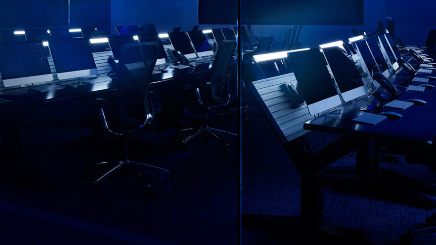 uOttawaResearch's tweet photo. Des professionnels sont recherchés pour pourvoir des millions d'emplois en cybersécurité. En partenariat avec @IBMCanada, le nouveau Laboratoire de cyberformation uOttawa-IBM fournira un enseignement expérientiel de pointe en cybersécurité. (En anglais) : https://t.co/HdQlUlLqX2 https://t.co/h95jGn2YnV