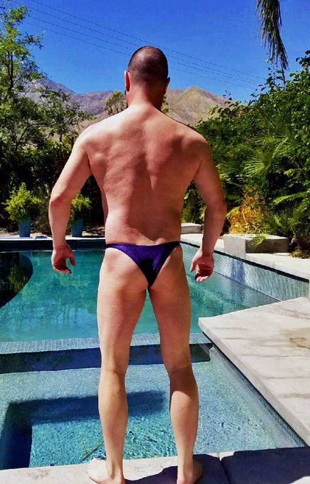 TBT: Jacked and waxed in PS. https://t.co/JxG5rSLFoJ<a href="/tag/claw21"class="tags"><span>#claw21</span></a>