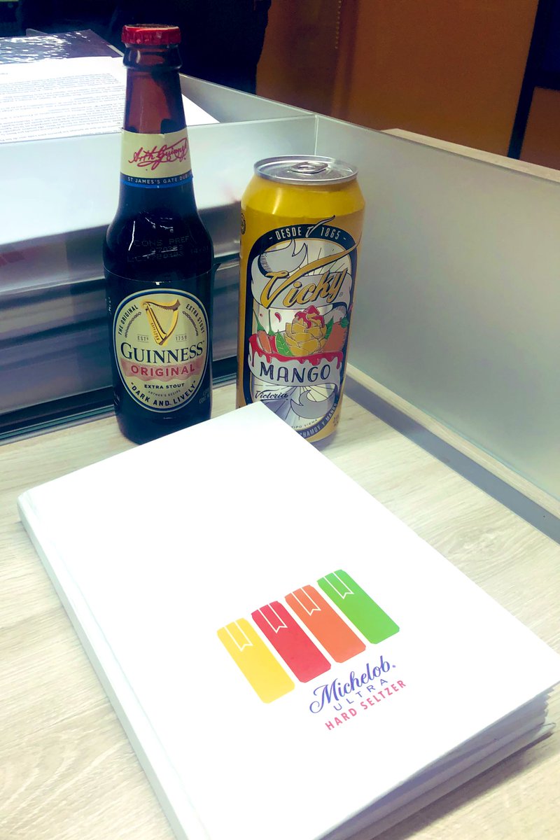 Inphidelio's tweet photo. Un día en la oficina. #beerjob #OrgulloModelo https://t.co/t7VRUFh1Id