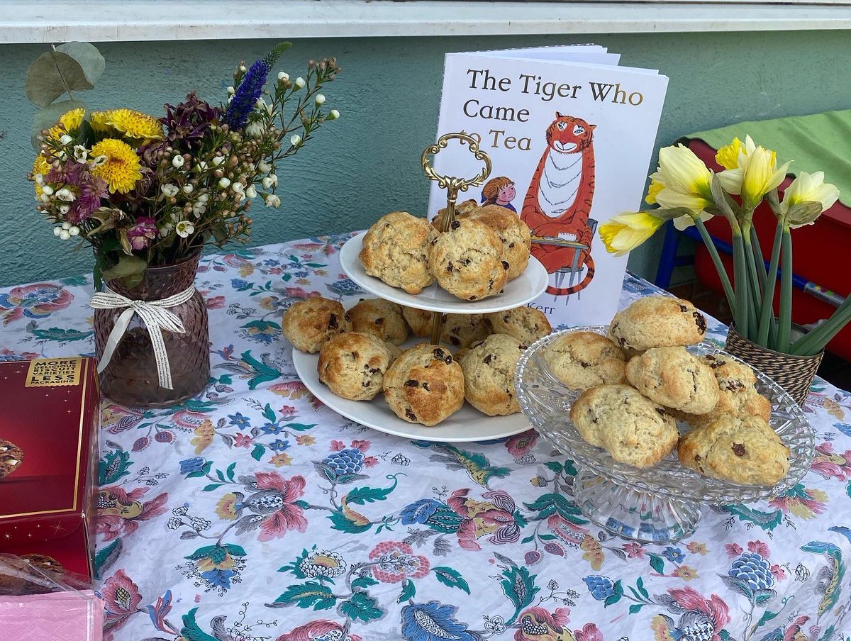 futureeinstein3's tweet photo. Yummy mummy afternoon tea 💖

What a pleasure it was to open up our doors back to our lovely parents and enjoy time eating scones, crafting, singing and making all our mums and grandmas feel very special 💖 happy Mother’s Day 🌸
.
.
.
#mothersday #yummymummy #nurseryworkshop https://t.co/YjBiZw5TJZ