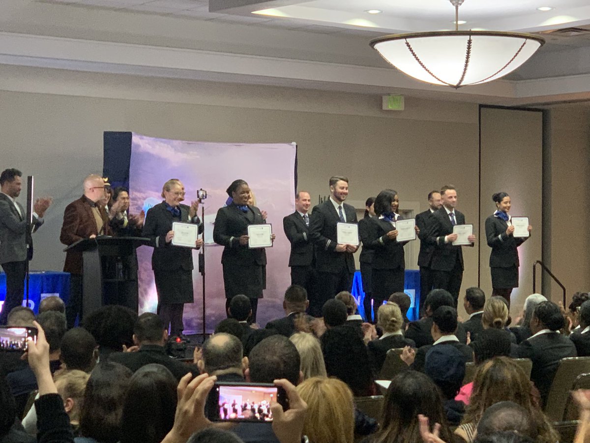 RecruitedByDW's tweet photo. Welcome to the friendly skies ✈️ United Airlines Flight Attendant Class 2204! Continue the legacy of Connecting People, Uniting the World! #UnitedAirlines #United #FlightAttendant https://t.co/HaWytlInyw