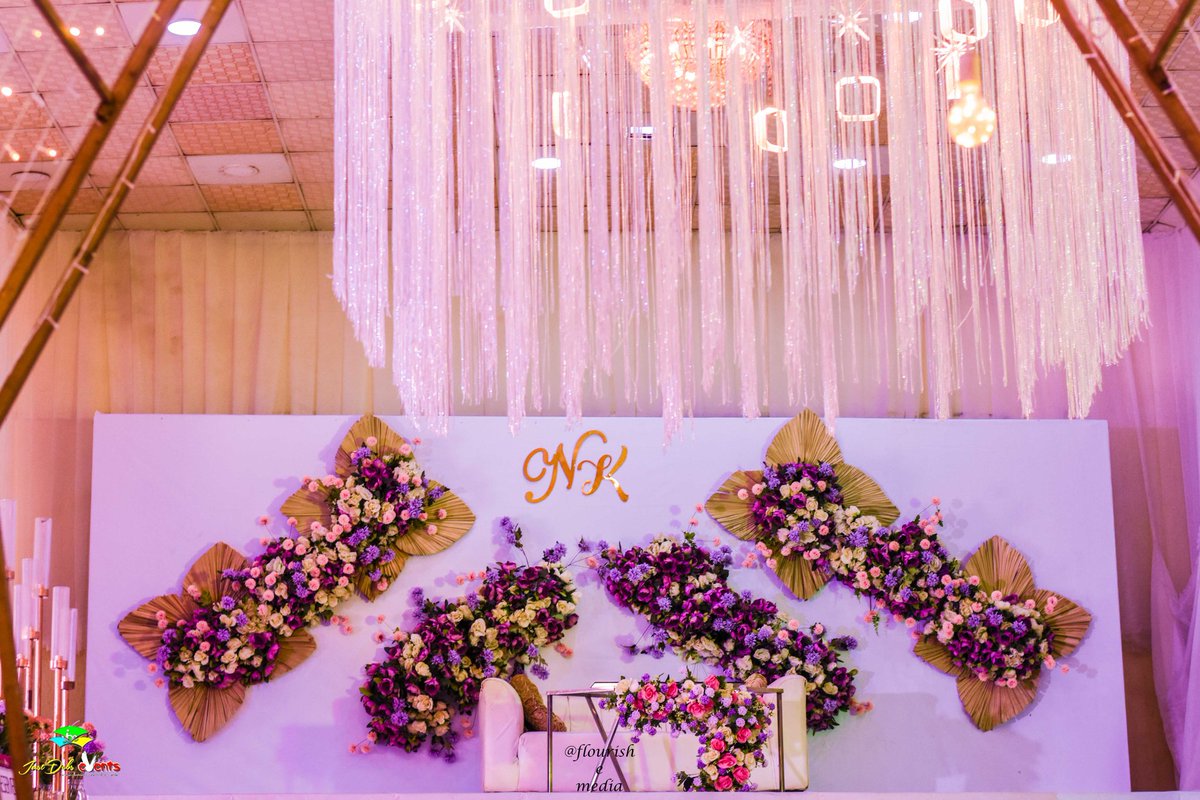 Event styling at its best 👌✅
We're still taking bookings ✅
DM and let's help you make all your events spectacular 👌
#justdebsevents
#theeventguru 
#eventplanner 
#nigerianeventplanner 
#baddesteventplanner