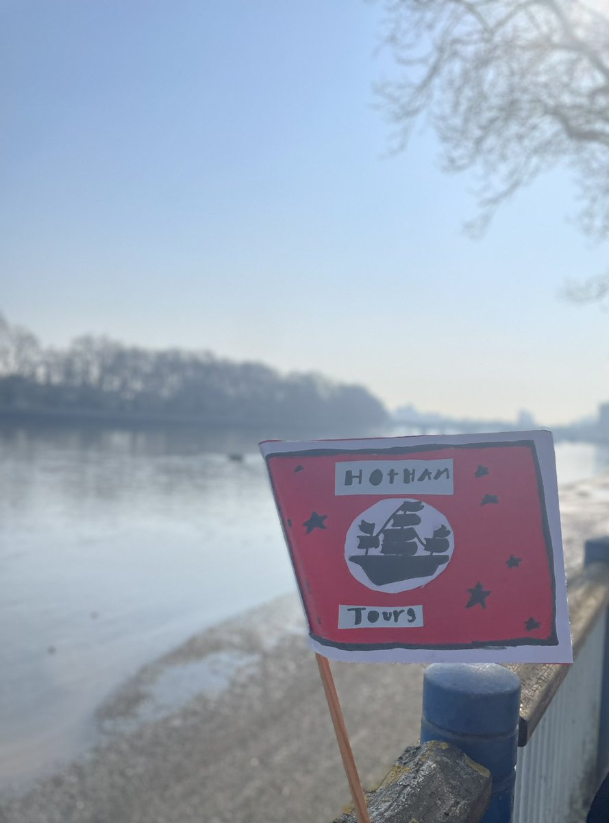 I couldn’t have asked for a nicer start to the day. I loved my Hotham Walking tour! Thank you M, E and A!!. You were so knowledgeable about our local area as we walked along the river in the beautiful sunshine!