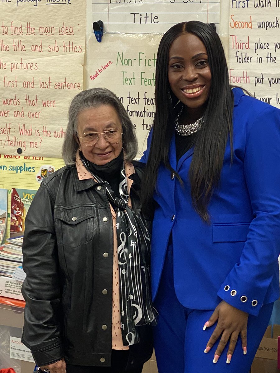 PS 157x- The Grove Hill School (@ps157x) on Twitter photo Bronx Borough President Vanessa L. Gibson came to visit PS 157x and Class 3-309 today! She shared her story and answered lots of questions from our inquisitive 3rd Graders! <a href="/Csd7Bx/">District 7</a> <a href="/bronxbp/">Bronx Borough President Vanessa L. Gibson</a> Bronx Borough President Vanessa L. Gibson came to visit PS 157x and Class 3-309 today! She shared her story and answered lots of questions from our inquisitive 3rd Graders! <a href="/Csd7Bx/">District 7</a> <a href="/bronxbp/">Bronx Borough President Vanessa L. Gibson</a>